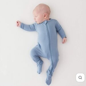 Old Navy Baby Bundle Of Two Footie One Piece